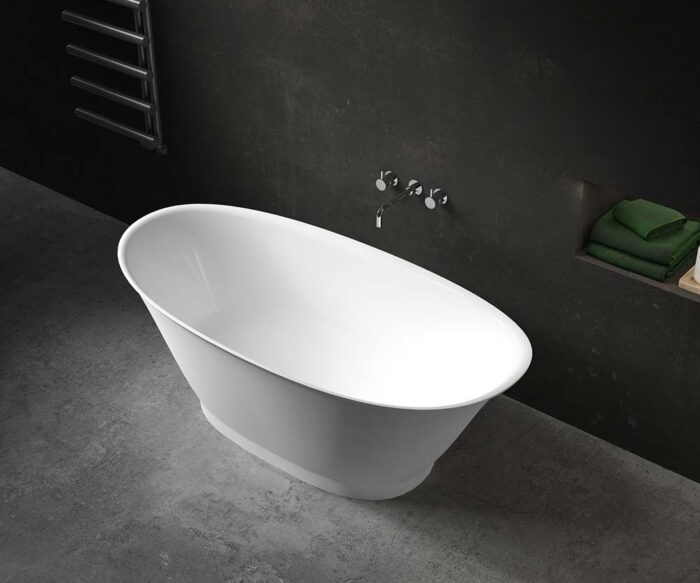 Austen Stone Freestanding Bateau Bath 1600